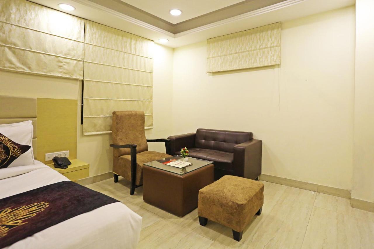 Hotel D'Capitol - Delhi Airport นิวเดลี ภายนอก รูปภาพ
