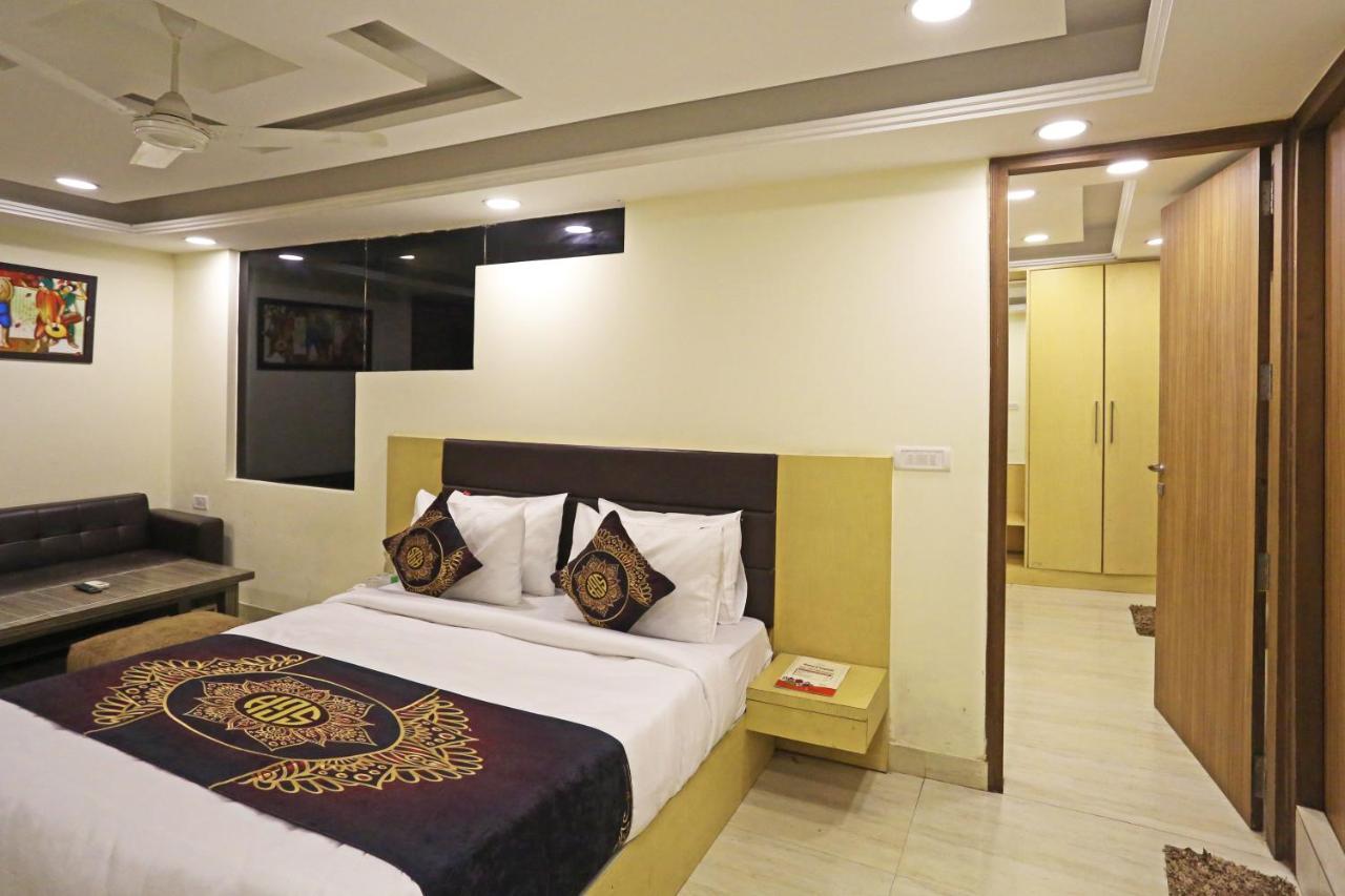 Hotel D'Capitol - Delhi Airport นิวเดลี ภายนอก รูปภาพ